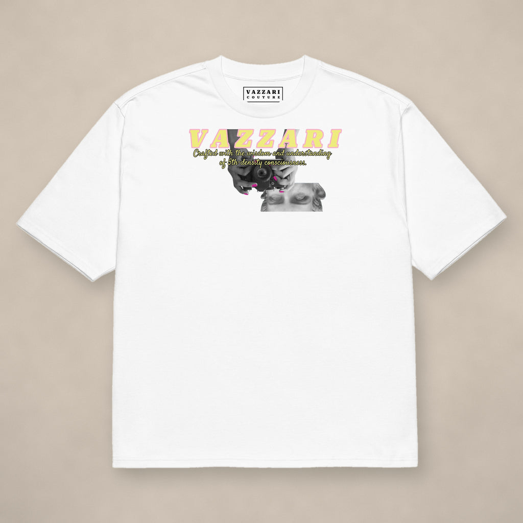 Vazzari Pure Code Heavy Tee – Paparazzi on beige studio wall