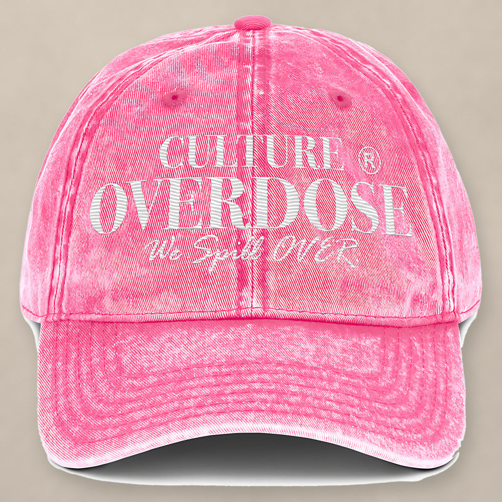 Vazzari Vintage Twill Cap – Pink on beige studio wall